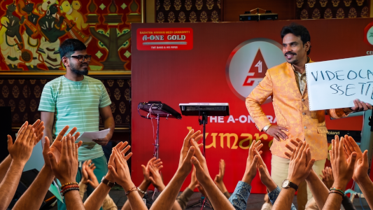 Aladin live on stage